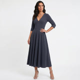 Sofia – Vestido Fluido com Decote em V